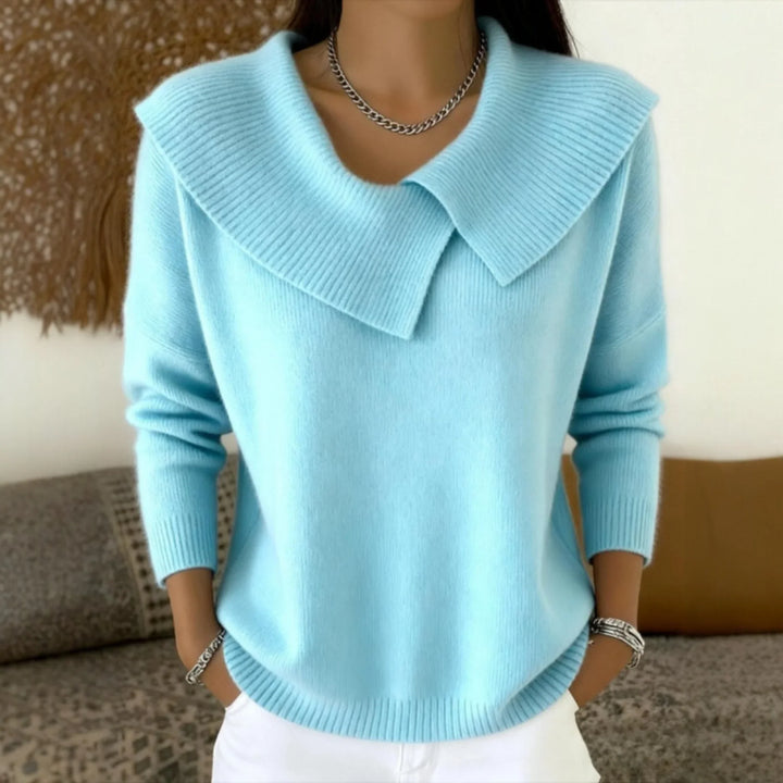 Cassidy | Warm Sweater with Soft Collar
