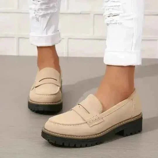 Clara — easy leather loafer